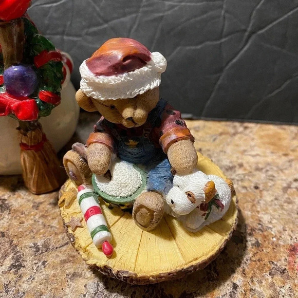3 Pieces Lot of Figurines Christmas Decor - Picture 4 of 5
